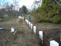 Betonzaun mit durchgehende Fundament 